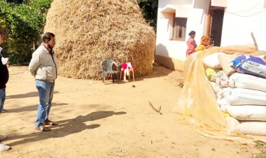 ख़बर का  असर  बम्हनी में जप्त किया गया 60 बोरा अवैध धान, Times of Bastar ने धान की अवैध  तस्करी पर  लिखी थी ख़बर ..