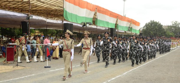 स्वतंत्रता दिवस में संसदीय सचिव  द्वारिकाधीश यादव होंगे मुख्य अतिथि स्वतंत्रता दिवस की तैयारियों का अंतिम रिहर्सल