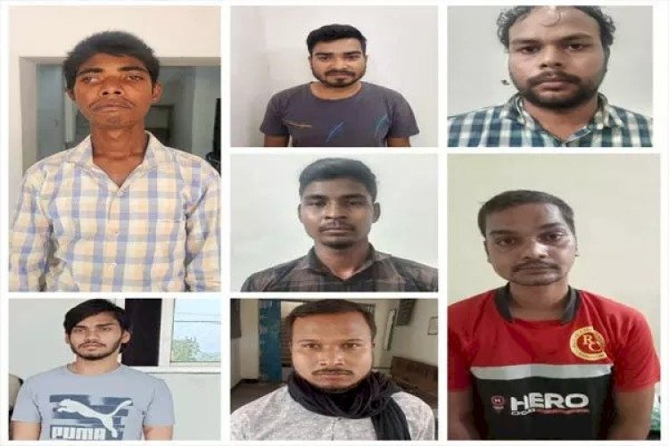 CG - चाइल्ड पोर्नोग्राफी पर पुलिस की बड़ी कार्रवाई....8 आरोपी गिरफ्तार, मोबाइल और सिम जब्त...ऐसे चढ़े पुलिस के हत्थे