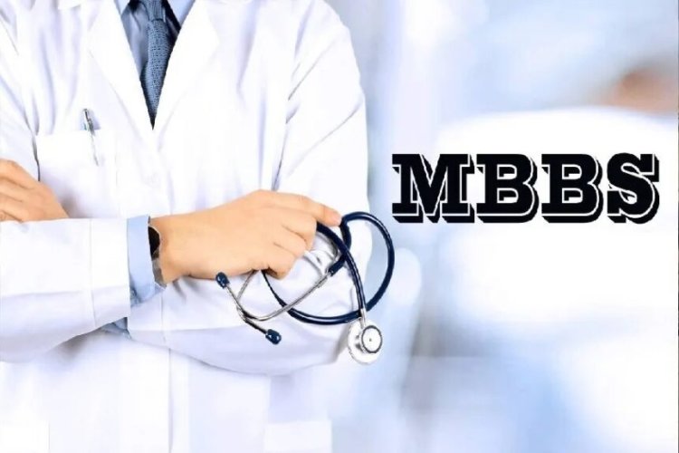 सुनहरा मौका: MBBS की डिग्री लेने वालों के लिए बंपर भर्ती, जानिए आखिरी तारीख, योग्यता से लेकर सबकुछ