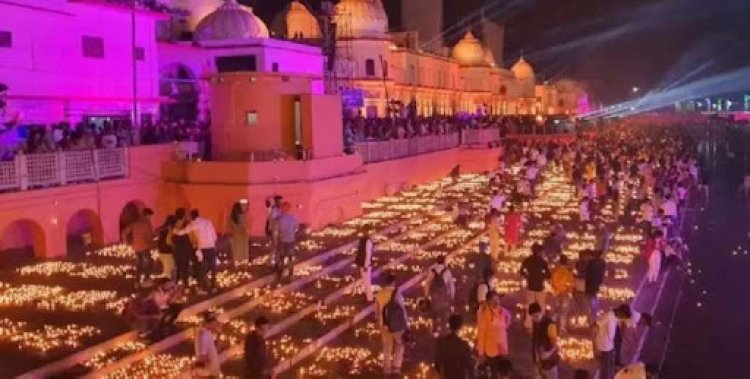 अयोध्या में 500 वर्षों बाद ऐतिहासिक दीपावली की धूम, रामलला के मंदिर में जगमगाएंगे एक लाख दीपक