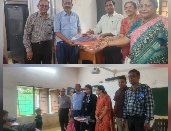 मानवता सामाजिक संस्था ने उत्कृष्ट प्रतिभाओं का किया सम्मान, छात्राओं को प्रोत्साहन पुरस्कार प्रदान